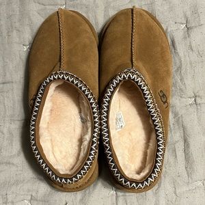 Ugg Tasman slippers